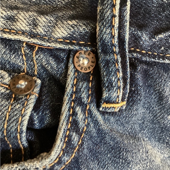 Free People Denim Distressed Women Shorts 28 - Picture 7 of 7